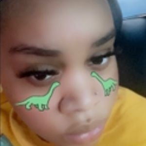 Meet your Posher, Anora